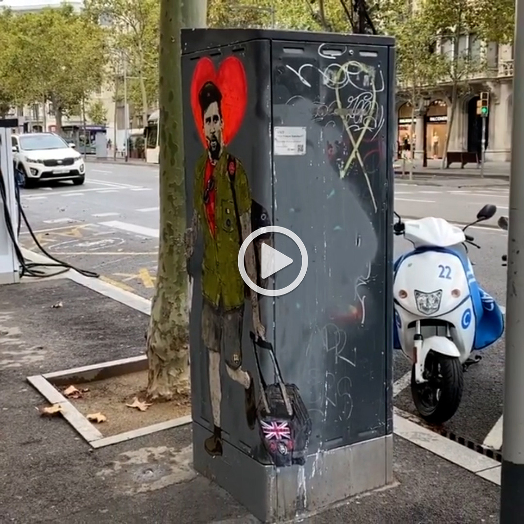 Hasta Siempre Comandante El Grafiti Que Representa La Actualidad Que Atraviesa Messi Y Es Furor En Barcelona Infobae