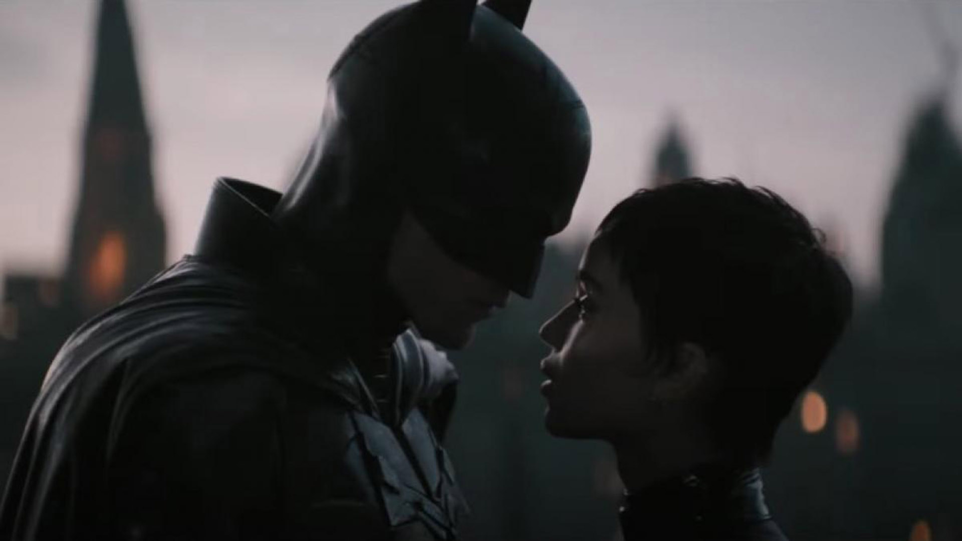 Nuevo adelanto de “The Batman” con más escenas entre Robert Pattinson y Zoë  Kravitz y una novedad respecto al estreno - Infobae